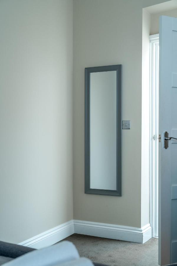 Spacious 2 Bedroom Apartment - Sleeps 6 Hove Extérieur photo