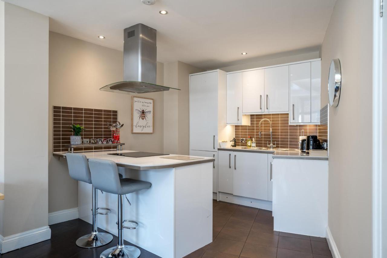 Spacious 2 Bedroom Apartment - Sleeps 6 Hove Extérieur photo
