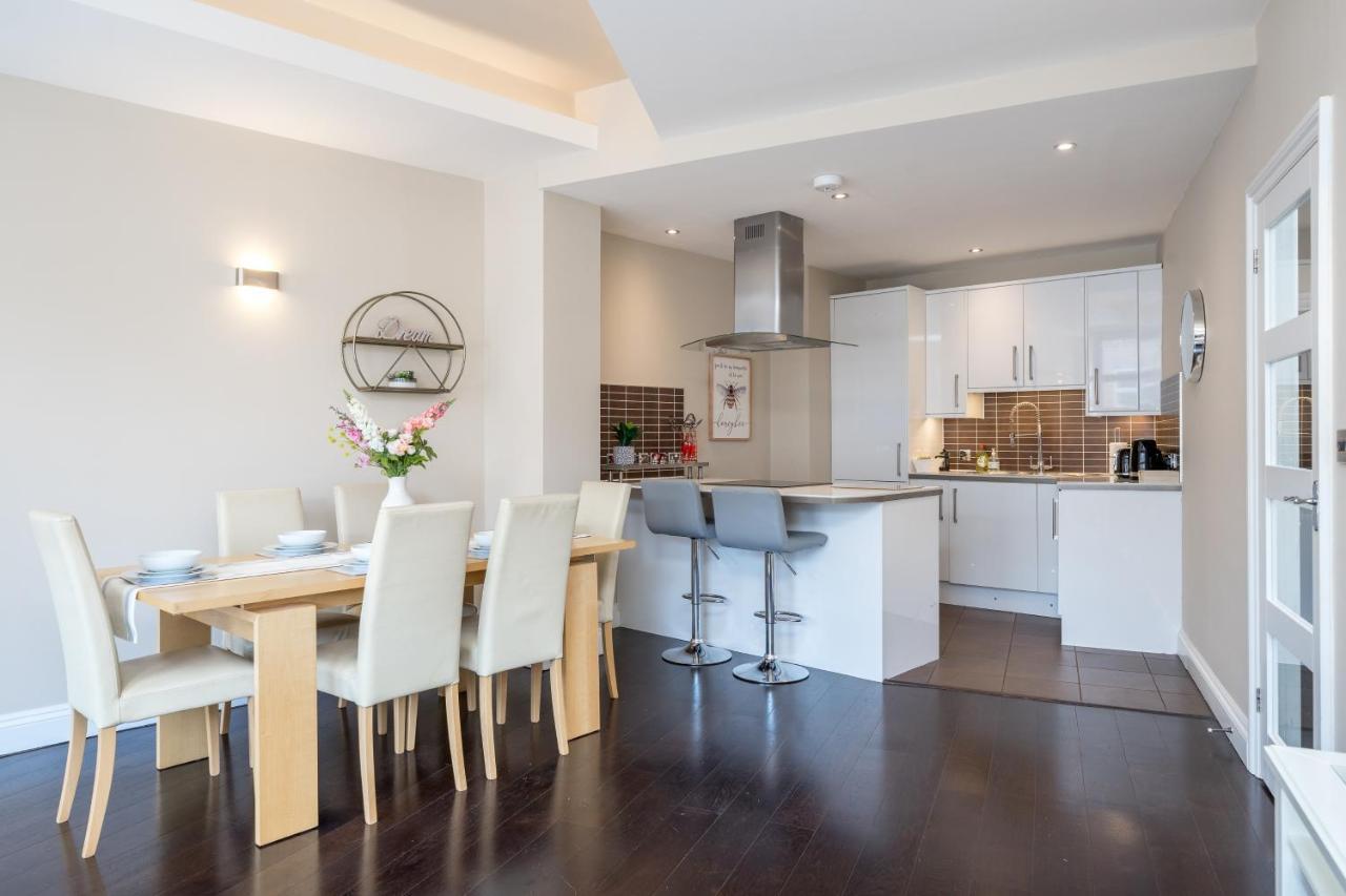 Spacious 2 Bedroom Apartment - Sleeps 6 Hove Extérieur photo